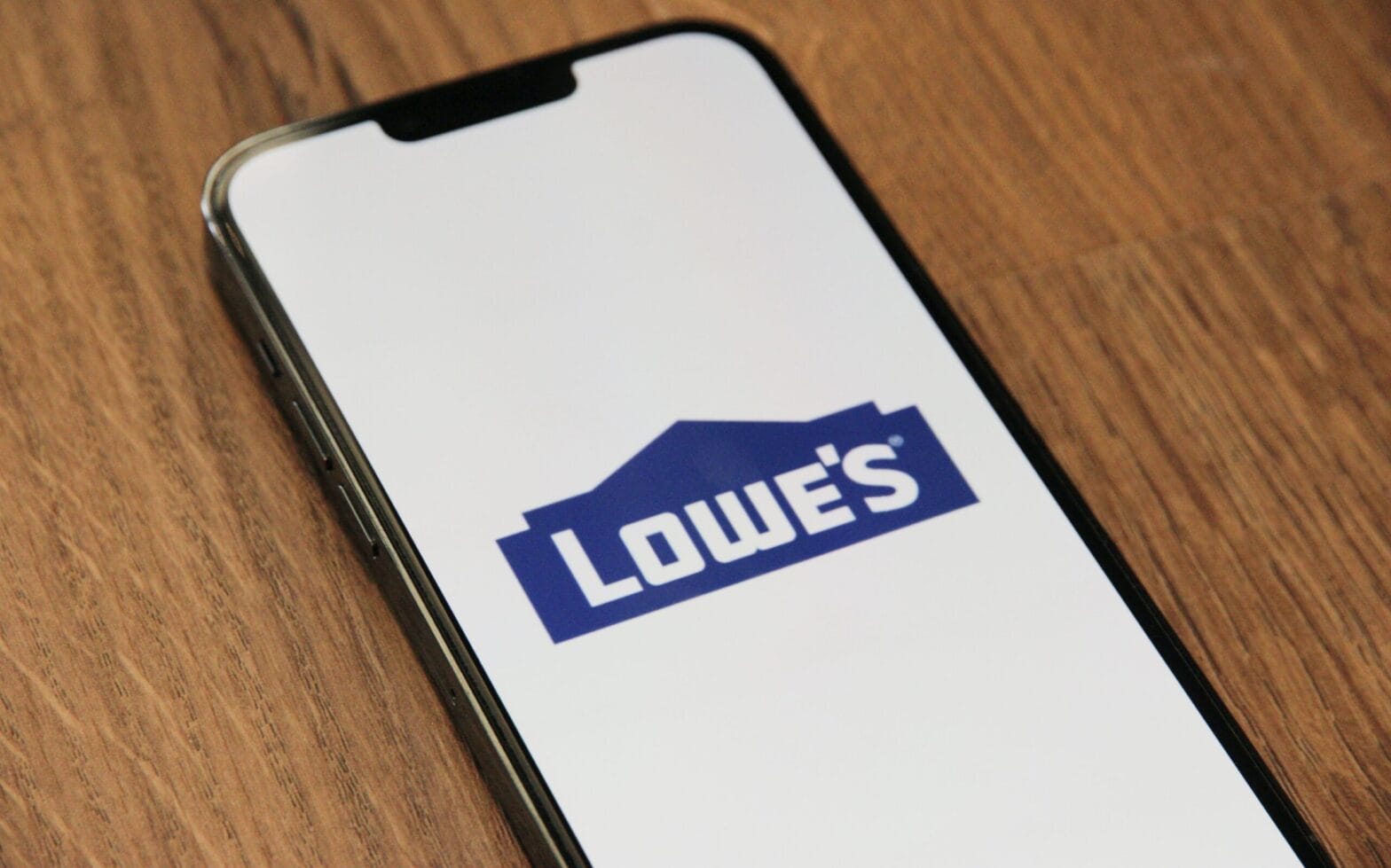 How an E-Commerce Experience Switched Me From Home Depot to Lowe’s